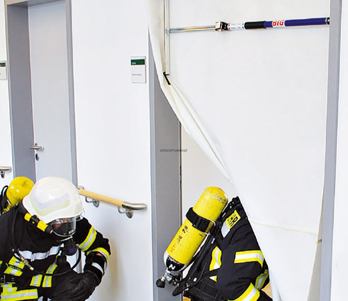 Mobilna kurtyna dymowa S80 / S90